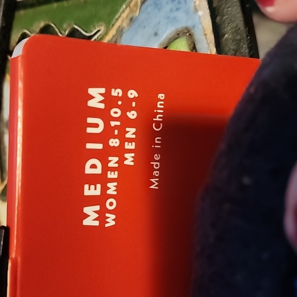 Bombas The Gripper Slipper NWT medium (8-10.5) true to size - Picture 5 of 7